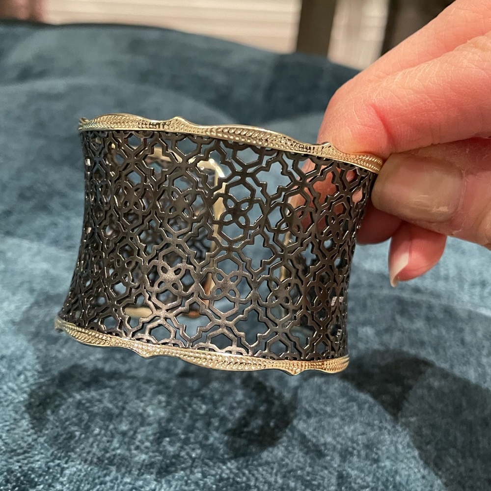 Kendra Scott ornate Candice cuff